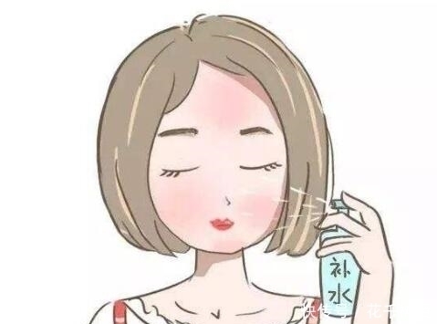 精油|痘印害怕两样东西,适当用一些,美白皮肤还能去痘印