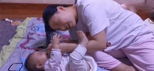 宝宝的这5种行为,看似“讨厌”其实代表对妈妈的爱,别盲目拒绝