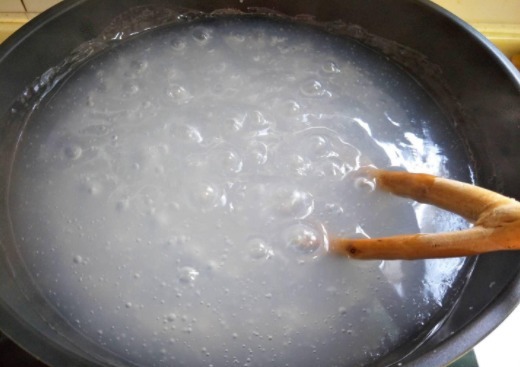 买凉粉不如在家做,原来做法这么简单,干净卫生无添加,超好吃!