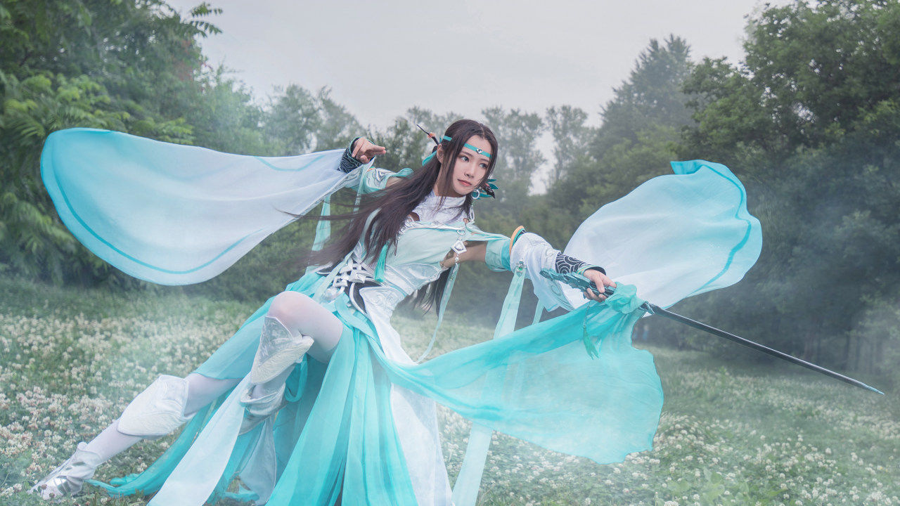 剑网三雪河琴娘cosplay--骤雨初霁