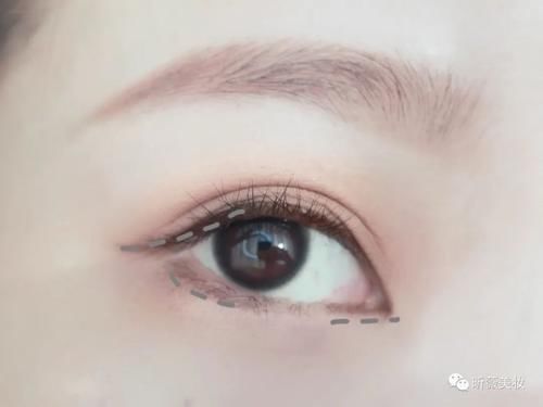 跟澳洲野玫瑰Rose，学画超A内双眼妆