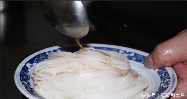 皮店|这个古老的秦镇米皮店,已经传承了四代