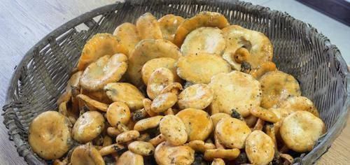 氨基酸|用这个食物煲汤最鲜美,城里卖60元一斤,供不应求,药食两用