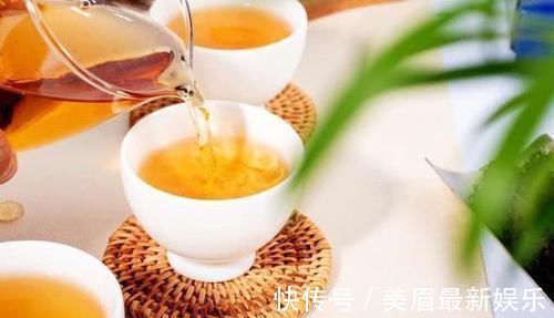 高血脂|大学教授:不想血管堵塞,做好这1点,血脂'蹭蹭'下降,远离血栓