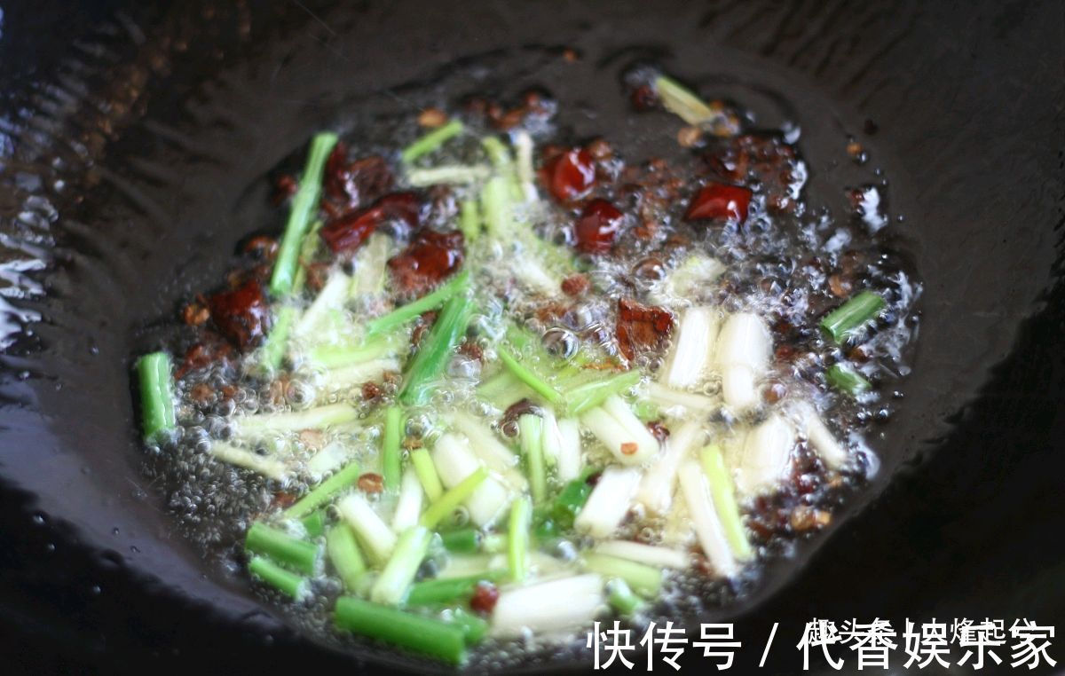 饺子馅|包猪肉馅饺子,3个错误别犯,教你正确调馅,饺子不好吃才怪