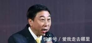 二十五次登上春晚,从神坛跌入谷底,蔡明是怎么把自己玩垮的?