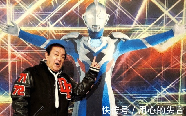 泽塔|奥特曼高峰圭二参观特摄展,再次和艾斯同框变身,泽塔被恶搞!