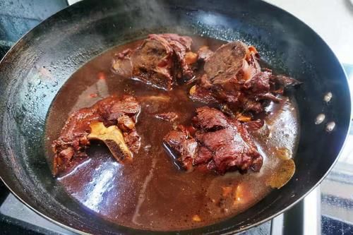 立秋后，我常买这肉，9元一斤，用这办法煲一锅，营养滋补不上火