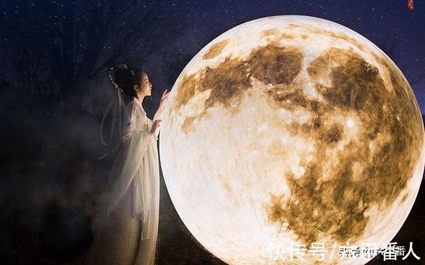 中秋节$中秋节那些古诗词,哪句你最熟悉?哪句撩动你的心弦?