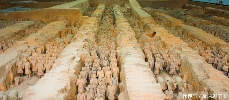 “神剑”被秦俑压弯近2000年,一出土竟变直了,专家明确禁止考古挖掘