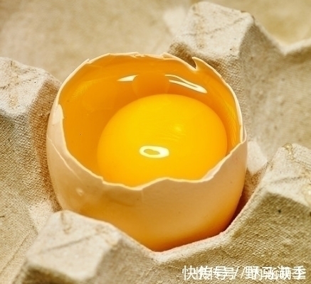 强身健体|买鸡蛋时，学会认清“人造蛋”，教你几招，以后一挑一个准！