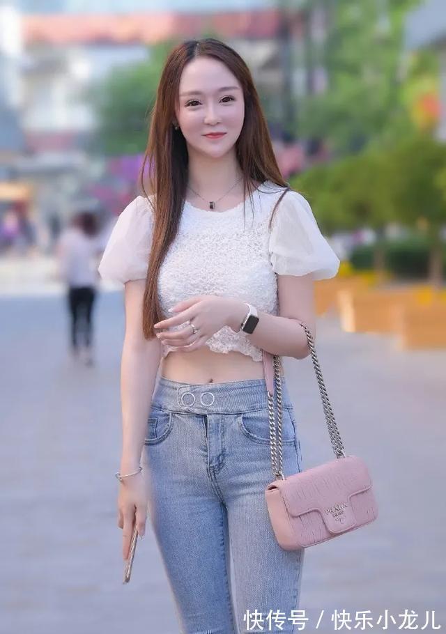 打底裤 时尚新颖的打底裤装扮提升气质与优雅,展现美好气质,靓丽高挑