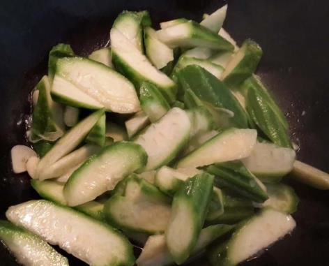 清热解暑|夏天，多吃这菜，清热解暑，香甜可口，家人都超喜欢吃！