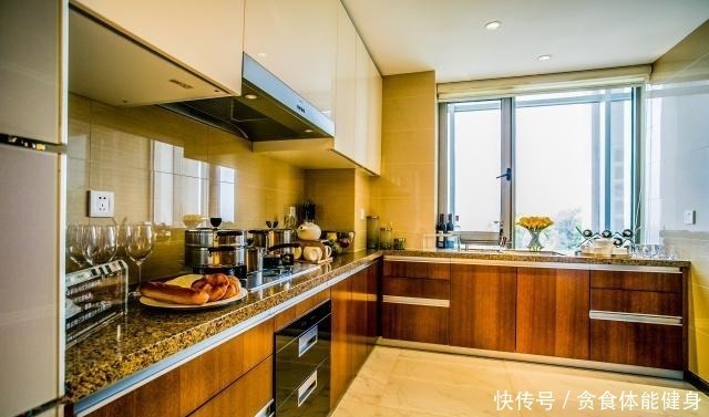 人造石|真假石英石究竟怎么区分厨房台面装修,万万不要只顾贪图便宜!