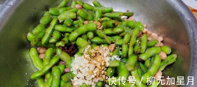 花生仁|煮毛豆时,万万不可直接下锅煮,多加这1步,毛豆入味翠绿不发黄!