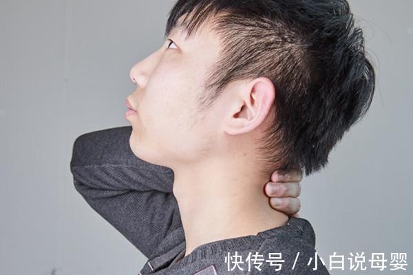 按摩|被颈椎病折磨了两年,才知道常按摩这个穴位安全又高效!