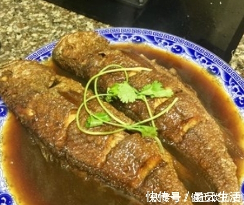 煎鱼，直接下锅就错了！破皮还煎糊，多做一件事，不破不粘还鲜嫩