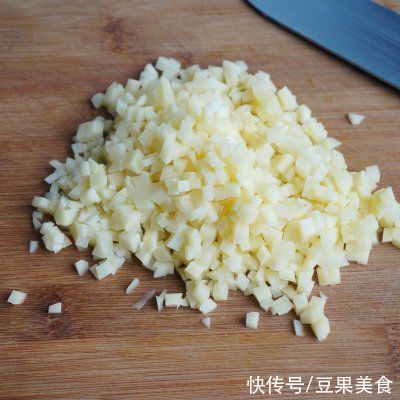 蒸蛋|#少盐饮食 轻松生活# 低脂入味的肉末土豆蒸蛋