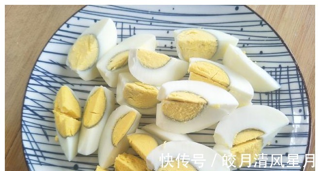 做法|鸡蛋新吃法，不油煎不清炒，自从学会这做法，家里鸡蛋不够吃！