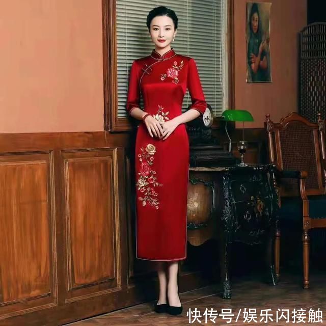 娇艳|旗袍的包裹之下，是东方女人特有的美丽，永远成就着女人的娇艳