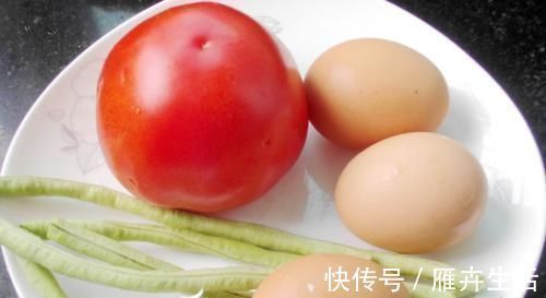 西红柿炒鸡蛋很多人少了这一步,大厨教你真正的做法,上桌必抢光