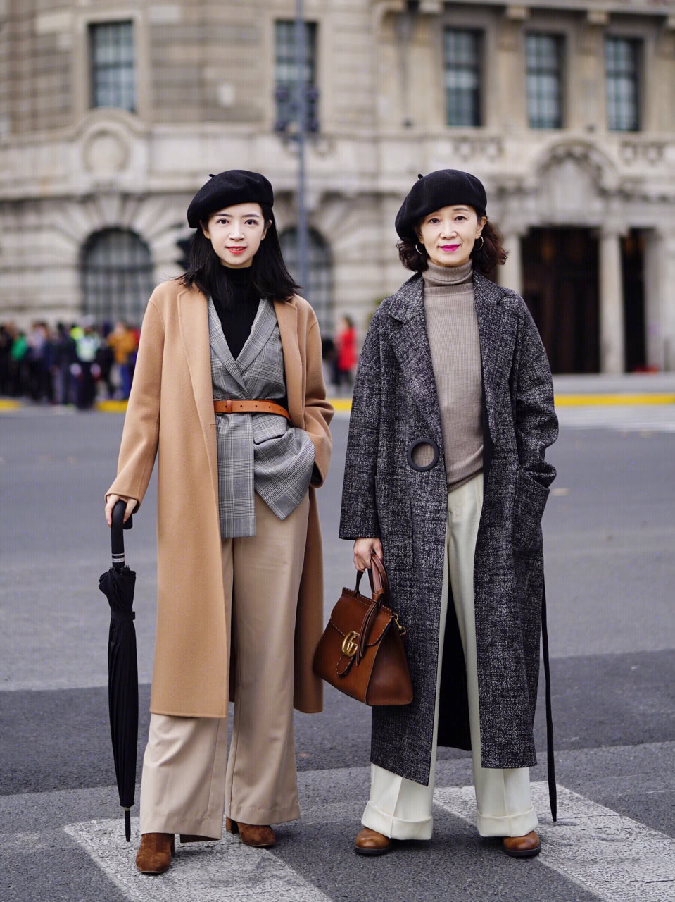 穿搭 今年流行的“高级颜色”大衣,时尚有气质,精致女人衣橱必备