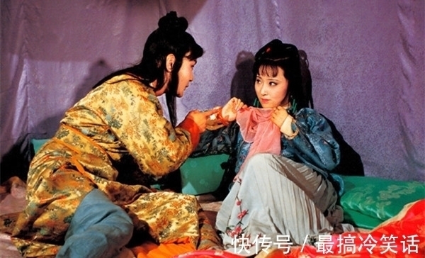 贾宝玉@贾宝玉为何在袭人家碰到那么多女孩?红衣女子又是谁:花家不简单