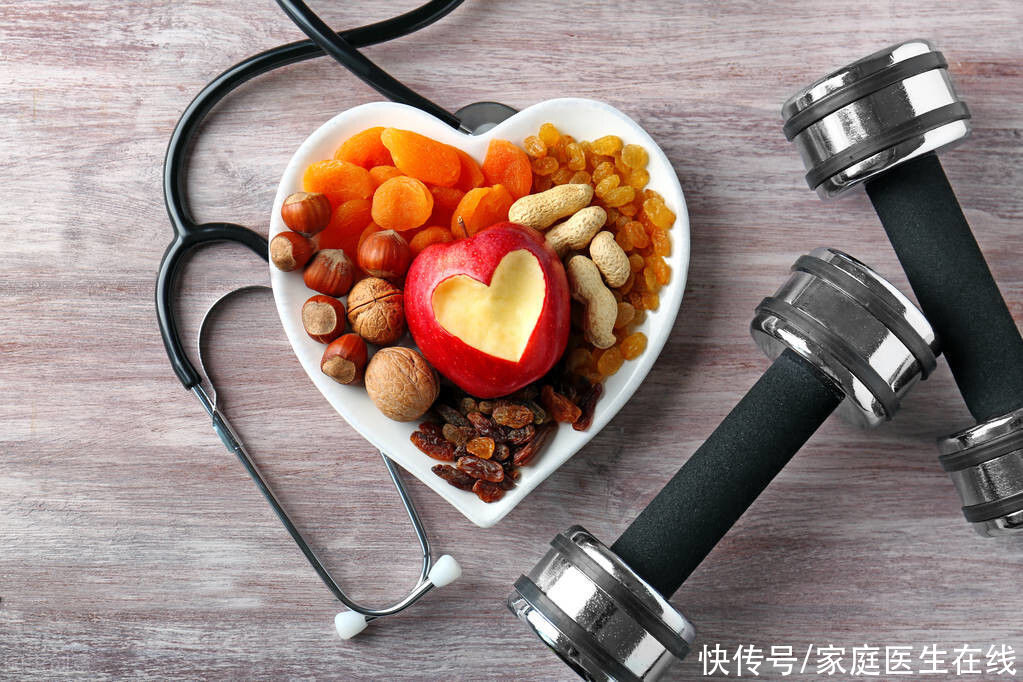 根据研究表明：老年人患上心脑血管疾病的比例达50%，医生给你4个预防建议