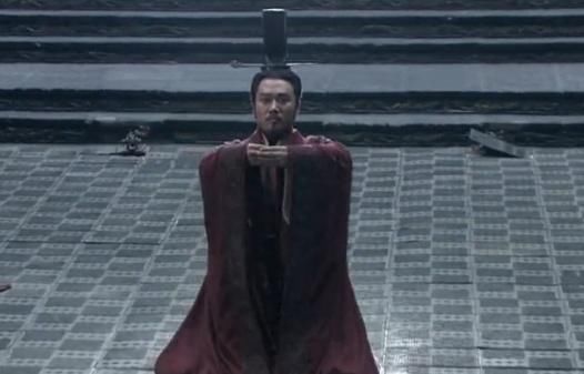 欺负|范雎为何要杀白起?得势前被人往身上撒尿,范雎发誓不要再被欺负