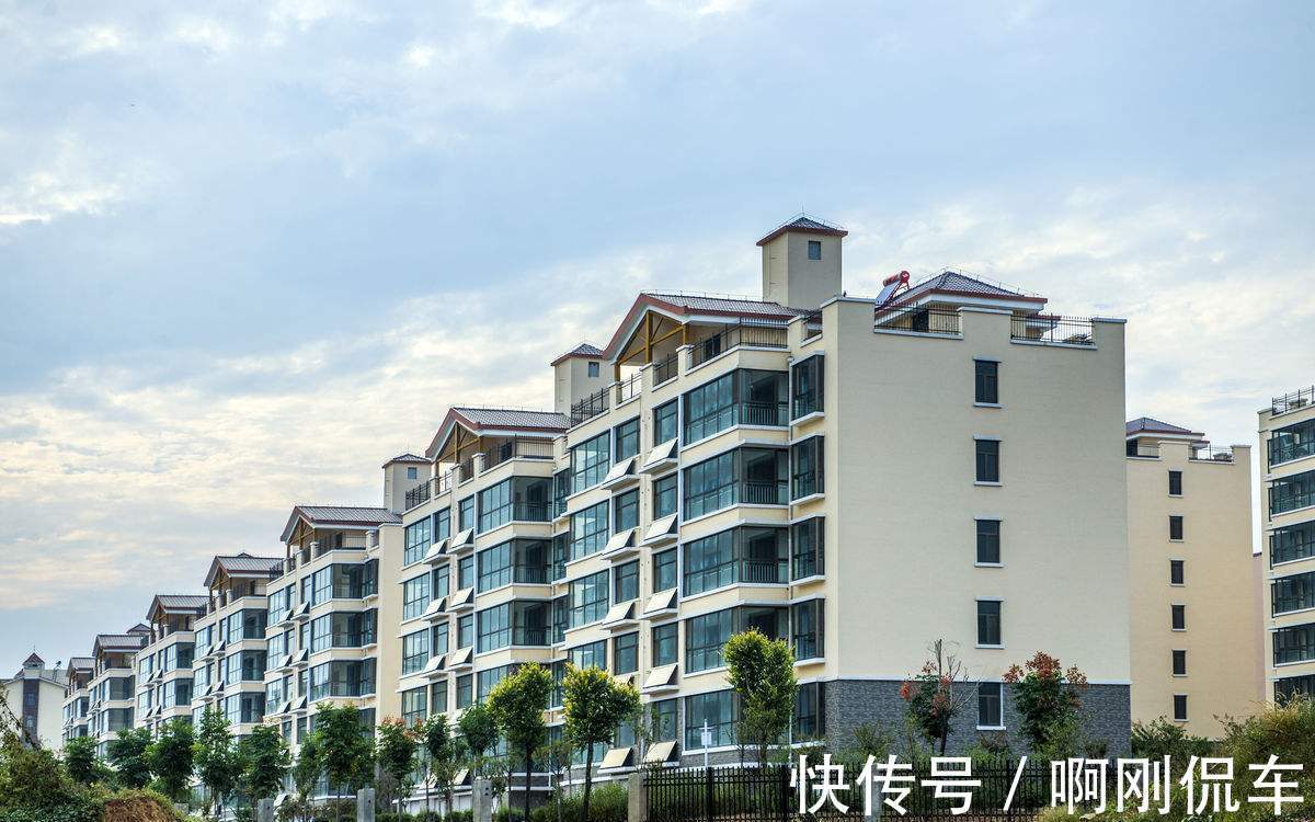 西户|买房时,选“东户”还是“西户”?从这3处上考虑,避免入住后悔
