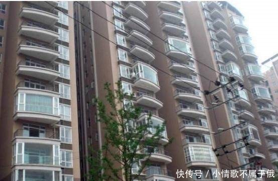 购房|买房遇到这种阳台的户型,再便宜都别买,有钱人一看就懂!