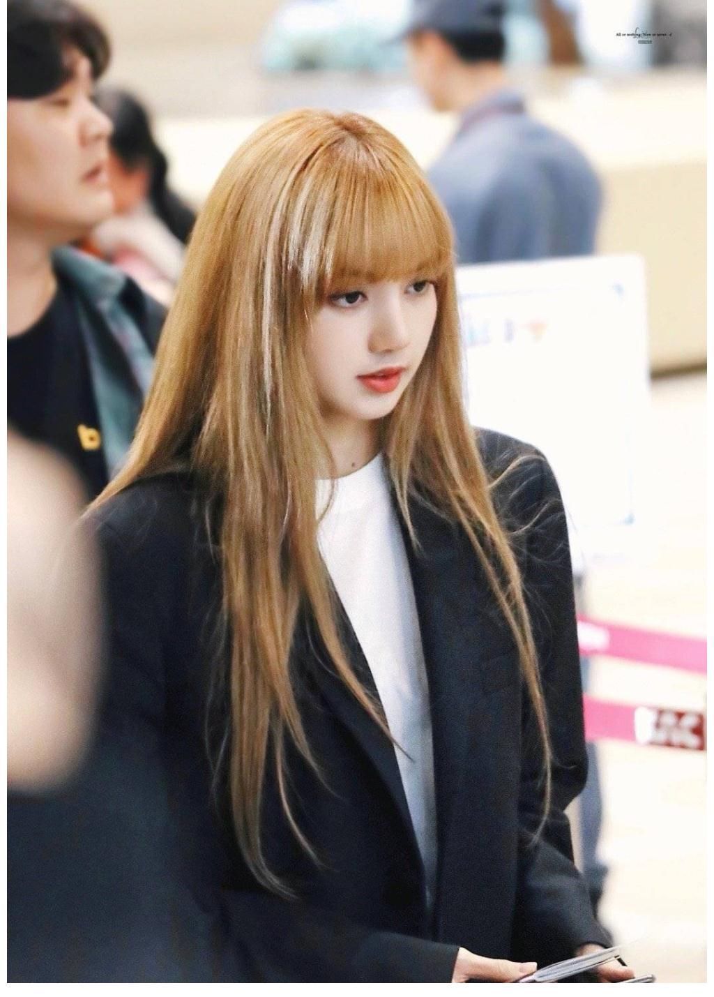 同款|蔡徐坤lisa同款广告曝光,两人cp很好磕,什么时候再合作呢