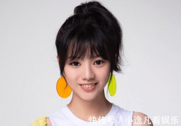 画面|江宏杰大方晒与儿女互动画面，面带微笑心情好，疑打赢离婚官司