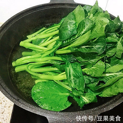 好吃下饭的耗油菜心几分钟就学到手