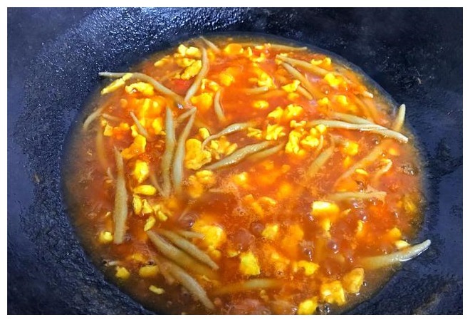 宅家不出门,教你做特色面条,不切不擀,用手一搓,1碗不够吃