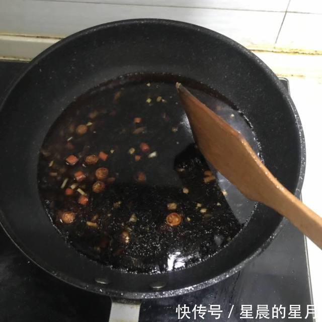 豆腐|小葱煎豆腐,咸香入味,给肉都不换