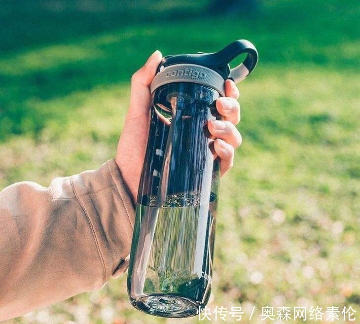 喝水有讲究，这4种水要少喝！早知道早好