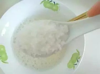 用电饭锅做蛋糕原来这么简单!保存好,做给家人吃!