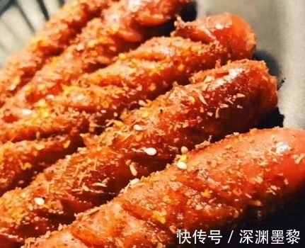 曼巴蛇|灵签占卜:4份烤肠,你想吃哪一份?测你后半生会不会衣食无忧!