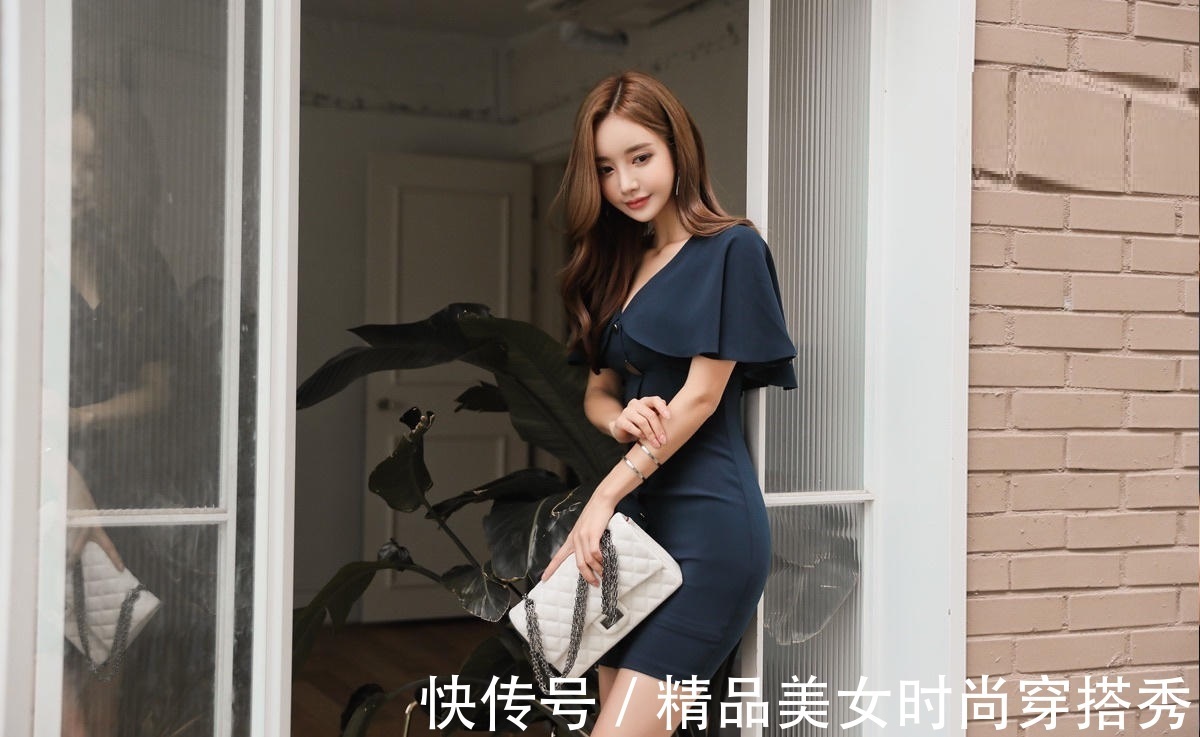 高跟鞋|轻熟风的搭配，简约又清新也很自然，给人很治愈很舒适的视觉感受
