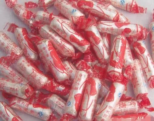 年龄|我赌100包辣条,吃过这“5种零食”的,年龄至少在25岁以上了