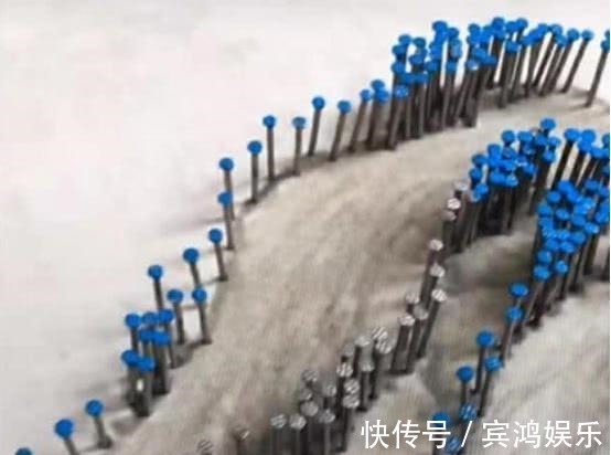 美术生&一美术生在画上钉钉子,画像一成惊艳众人,美术老师绝了!