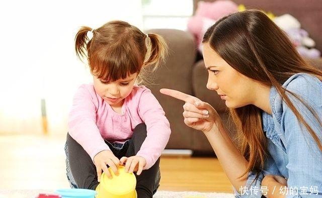 父母常做这些事,对孩子伤害很大,别说你一件没做过