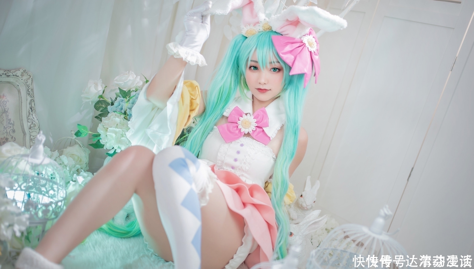 虚拟偶像|三组漂亮妹子COS的人气虚拟偶像“初音未来”还原度相当不错