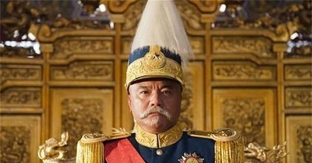 赛金花$近代2人坐过龙椅结果怎样了故宫龙椅为何一般人不敢坐