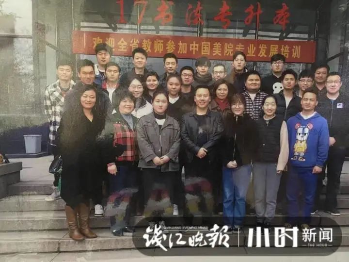 画室#70岁奶奶的滚烫人生:拿下中国美院双学位,和00后小女生同寝室