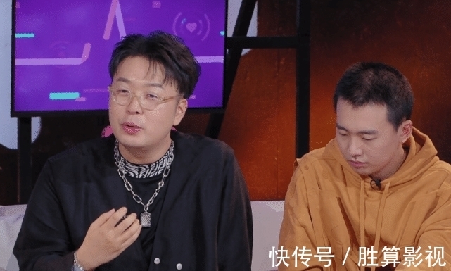 心动4收官:男1|心动4收官:男1反思自己行为时,小孔在憋笑,橙子表情意味深长