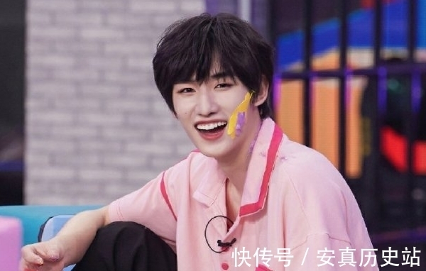 一只眼|錄綜藝不能染發(fā)?《快本》的P圖方式,仿佛給娜扎畫了“絡(luò)腮胡”