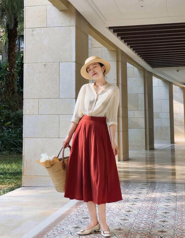 穿搭|今夏小个子女生如何穿搭显高显瘦，学会这几套搭配技巧，秒变女神