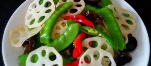 女性到了中年常吃以下三种食物，滋补肝肾，排毒抗衰，消除疲劳